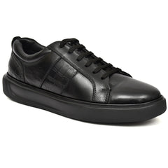 Comfortable and stylish Country Maddox black leather sneakers Comfortable and stylish Country Maddox black leather sneakers