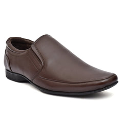 Elegant brown leather slip-on shoes ideal for any occasion. Elegant brown leather slip-on shoes ideal for any occasion.