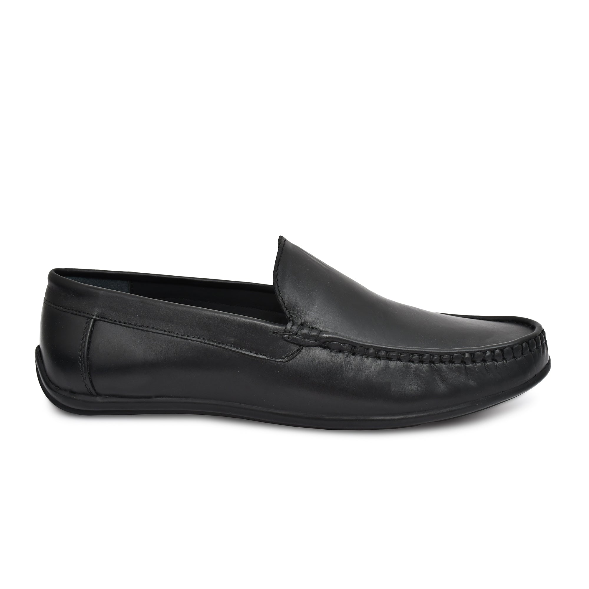 Comfortable black leather loafers from Country Maddox for stylish men. Comfortable black leather loafers from Country Maddox for stylish men.