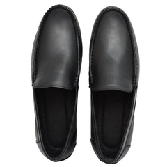Trendy black leather loafers that provide all-day comfort from Country Maddox. Trendy black leather loafers that provide all-day comfort from Country Maddox.