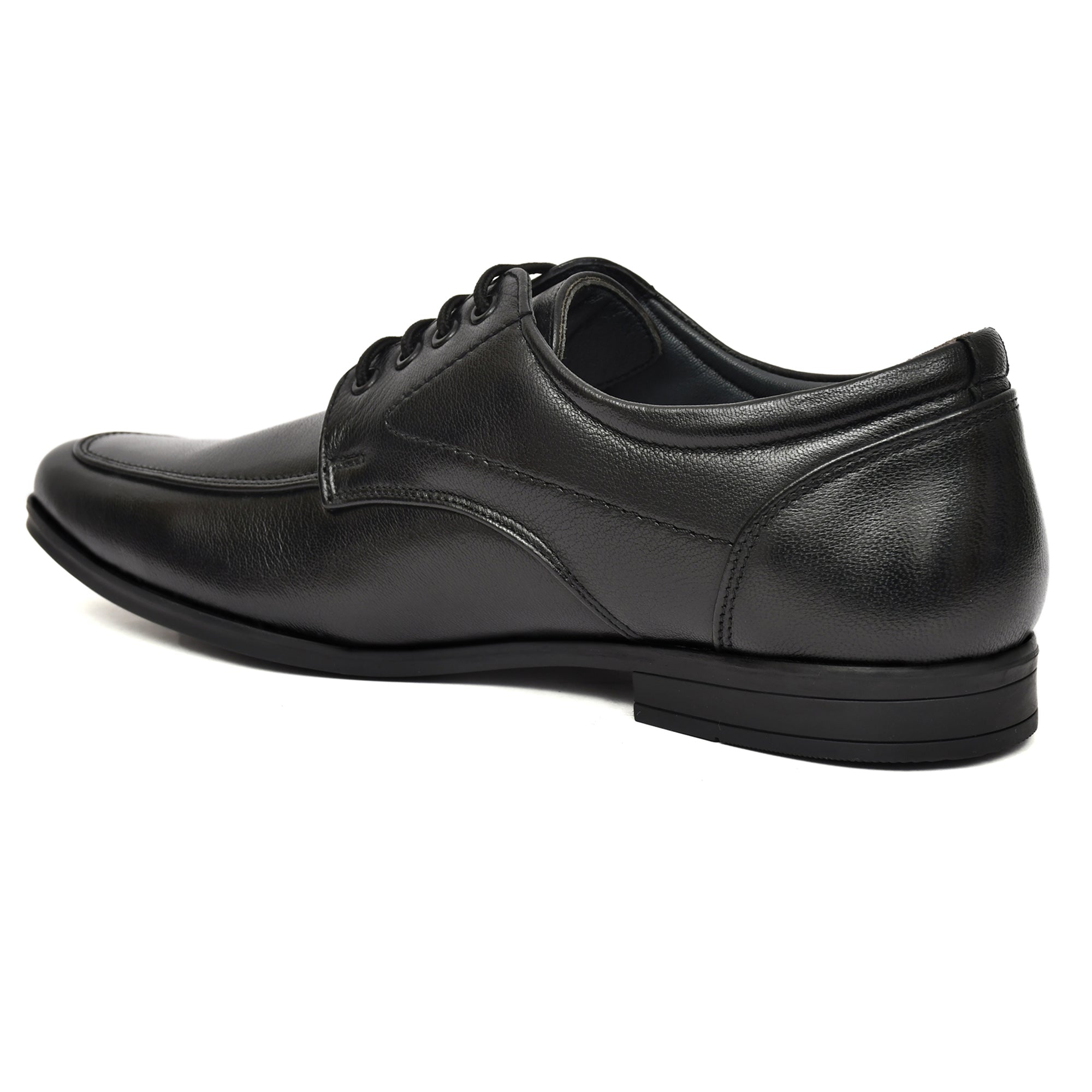 Fashionable black leather shoe suitable for formal and casual occasions by Country Maddox. Fashionable black leather shoe suitable for formal and casual occasions by Country Maddox.
