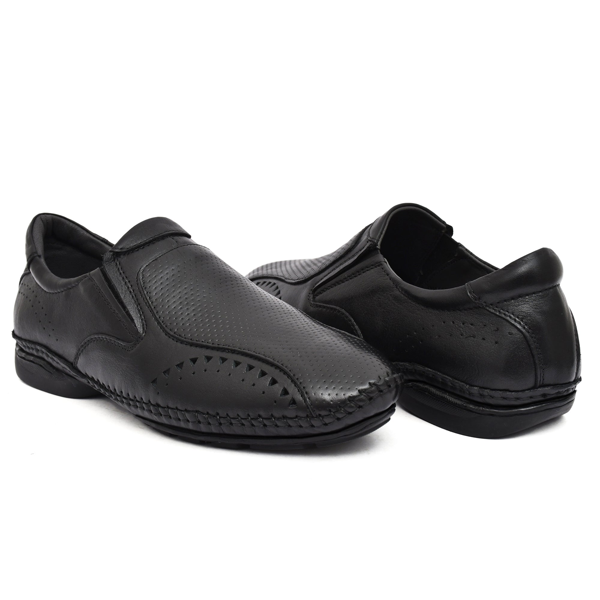 ountry Maddox casual slip-ons for men with a cushioned fit ountry Maddox casual slip-ons for men with a cushioned fit