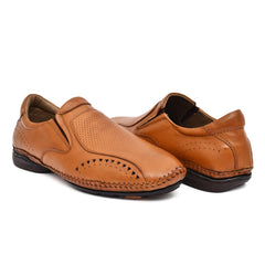 Lightweight men's casual slip-ons for all-day wear by Country Maddox Lightweight men's casual slip-ons for all-day wear by Country Maddox