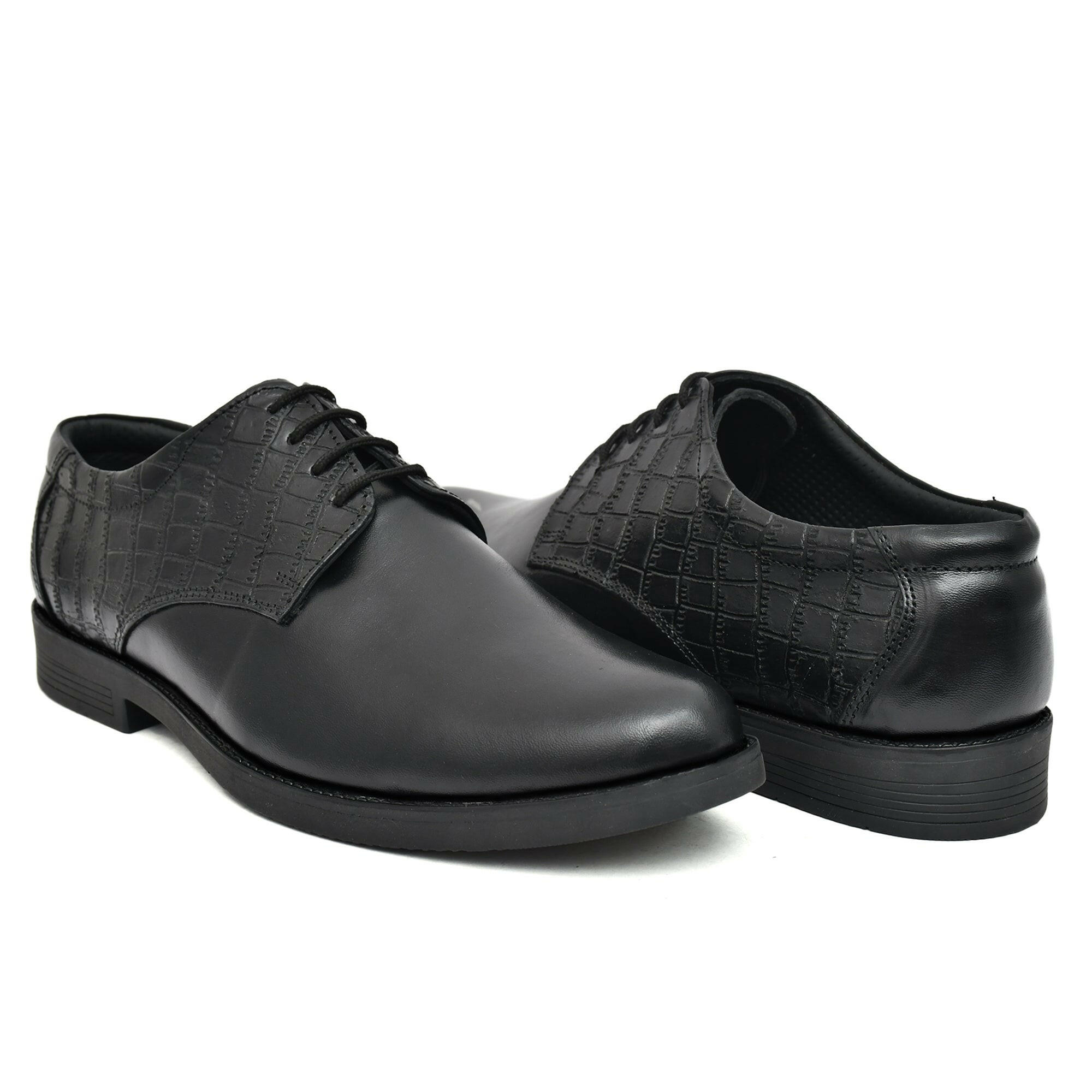 Sophisticated black derby shoe designed for modern individuals. Sophisticated black derby shoe designed for modern individuals.