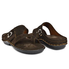 Comfort-focused men’s leather slippers in a sleek brown style Comfort-focused men’s leather slippers in a sleek brown style