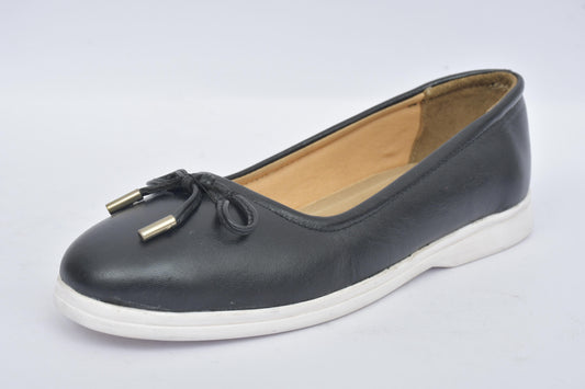 Country Maddox women's black bow-front slip-on flats
