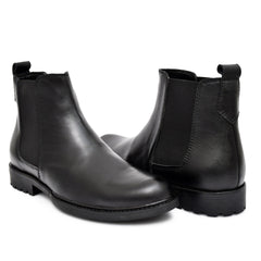 Elegant black leather boots featuring sturdy construction and timeless design.