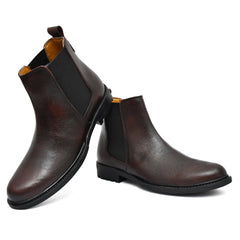 Country Maddox brown leather boots, offering timeless sophistication and versatility