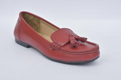 Women's cherry red tassel loafers LF 05, single shoe front angle